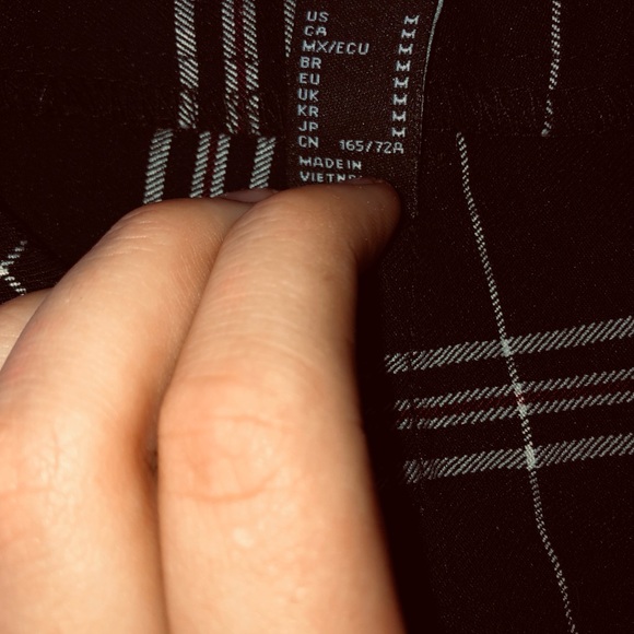 pants - Picture 3 of 15